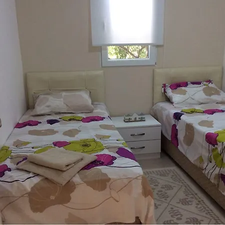 Bitez Lovely Small House With A Balcony And Garden Case de vacanță Bodrum